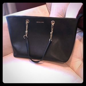 Beautiful Michael Kors Tote/laptop Bag